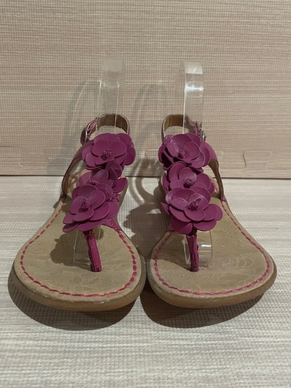 Merona Vegan Leather Fuschia Pink Floral T-Strap Sandals